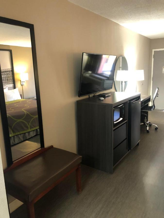 ซูเปอร์ 8 บาย วินด์แฮม ออเรนจ์เบิร์ก Hotel ภายนอก รูปภาพ